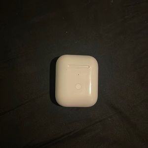 AirPod charging case